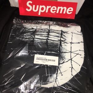 🔥 Exclusive Supreme Hellraiser Pinhead Tee ( L )